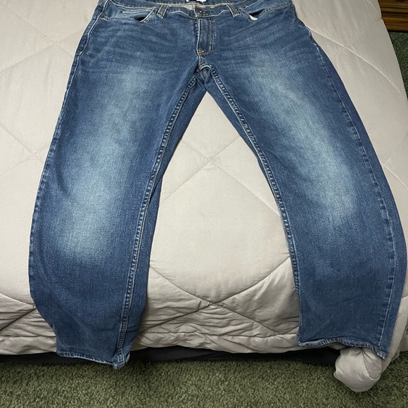 True Craft Relaxed Fit Blue Jeans - Picture 1 of 5